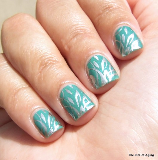 Basic Green Stamping Nail Art | The Rite of Aging