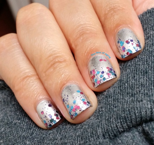 #OMD3NAILS - Circus Glitter Gradient Nail Art | The Rite of Aging