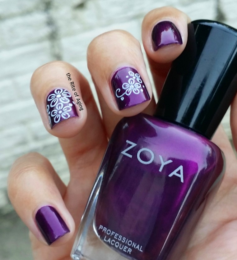 #31DC2015 - Simple Floral Decals #nailart | The Rite of Aging