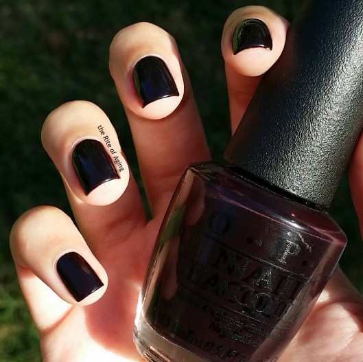 OPI Swatch - Lincoln Park After Dark | The Rite of Aging