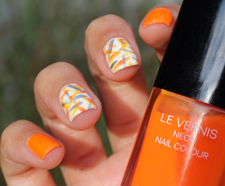 31 Day Global Nail Art Challenge (September 2017) - Day Two: Neon Orange and Abstract Lines Nail Art (#31DC2017)
